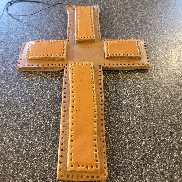 Rustic Handcrafted Clay Cross - Picture 6 of 7